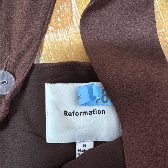 Reformation

Gabin Crêpe Minidress - Picture 15 of 17